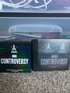 Jeffree Star x Shane Dawson Mini Controversy Eyeshadow Palette - Black/Silver